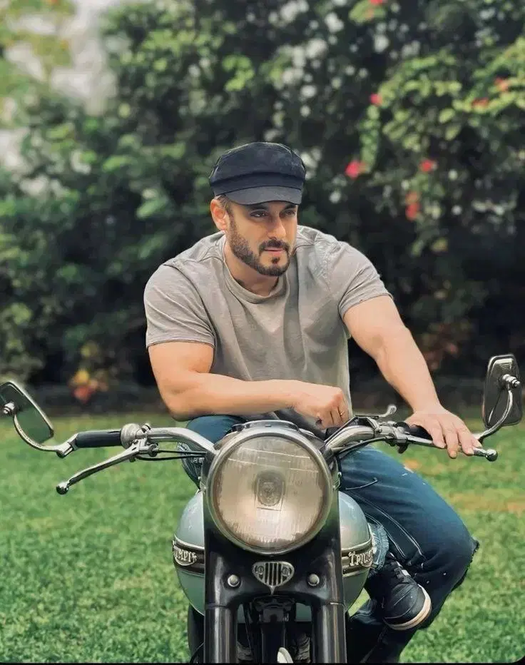 Salman Khan Films Showcase 1